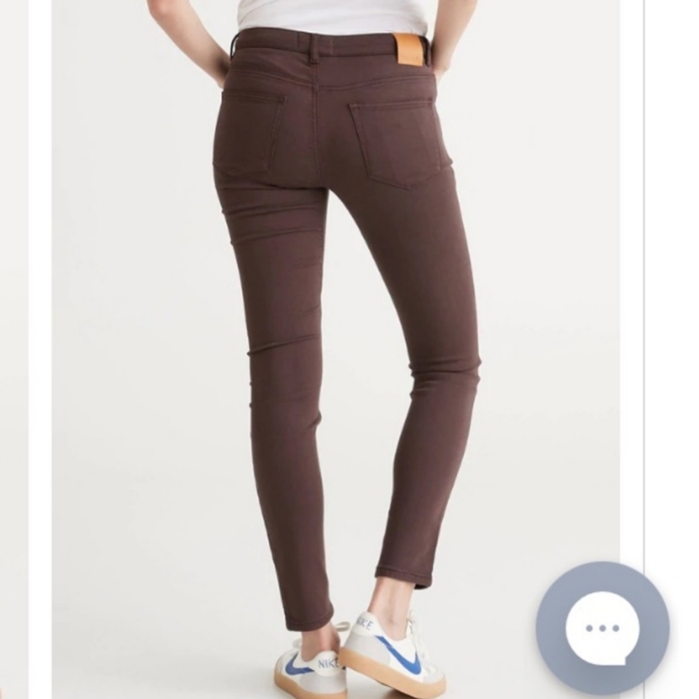 Women's Skinny Jeans in Dark Brown - Brand